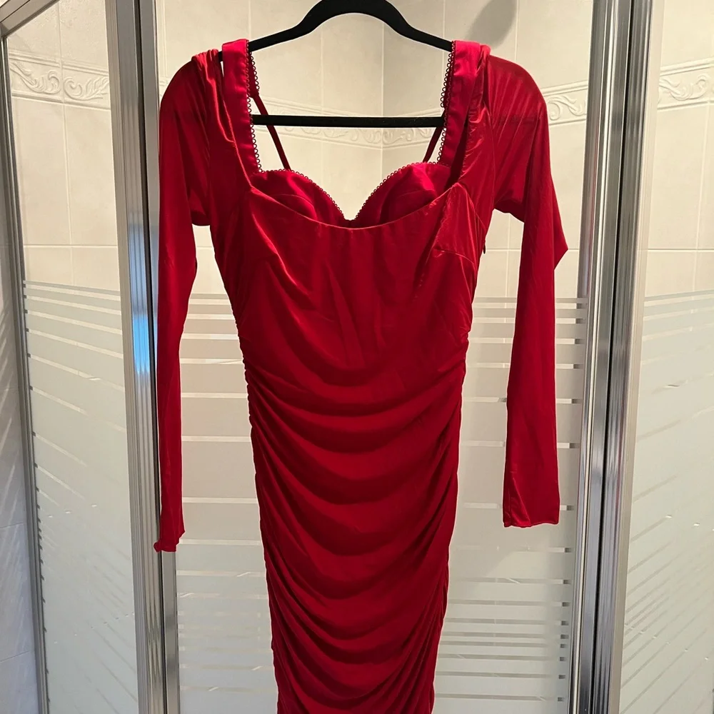Oh Polly Red Sweetheart Long Sleeve Bodycon Dress - Picture 11 of 12